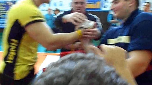 Кубок Киева по армспорту (Супертяжи) 2012 смотреть онлайн