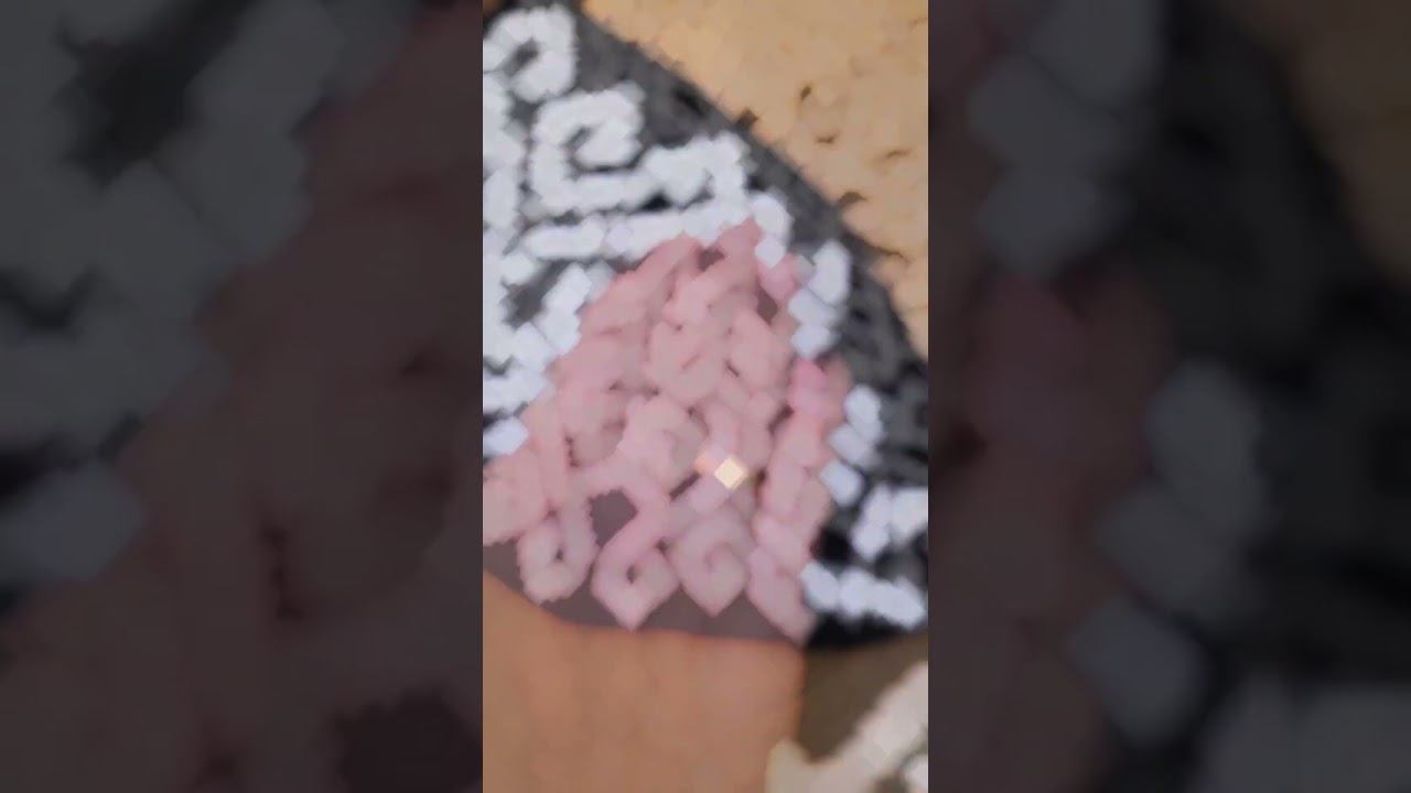 Коврик-мандала "Стихия" в технике Брикс кроше.