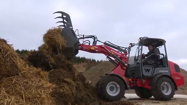 Мультифункциональная машина Hoftrac 1380 от Weidemann в Украине от ТРИА