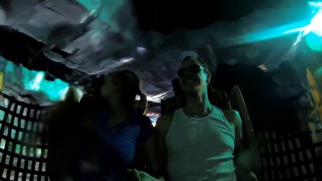 Island of Adventure - Popeye and Bluto's Bilge-Rat Barges Ride смотреть онлайн