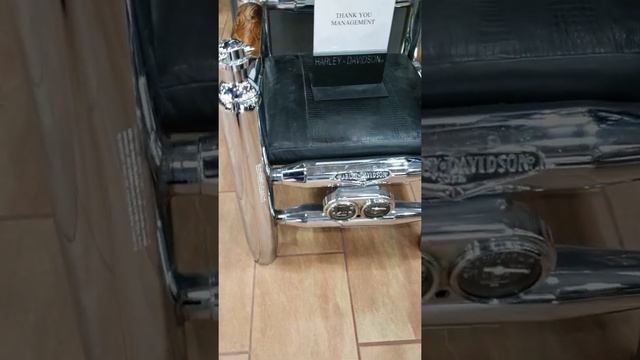 Harley Davidson Chair built from HD Parts смотреть онлайн