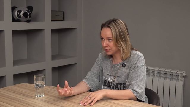 РАЗОРВАТЬ АЛГОРИТМЫ В КЛОЧЬЯ - Зоя Романова - Советы от маркетолога #подкаст смотреть онлайн