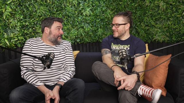 Season 4 | Episode 8 | Why you should use more GIFs in your social media marketing смотреть онлайн