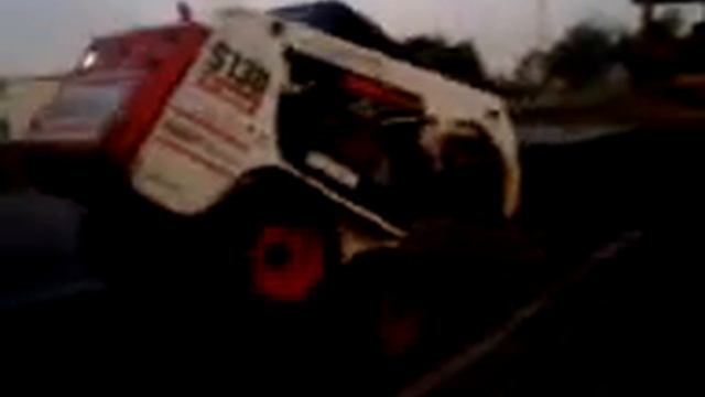 180 graus com a Bobcat смотреть онлайн