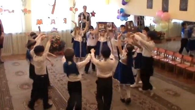 Утренник в детском саду "9 мая" ч2 смотреть онлайн