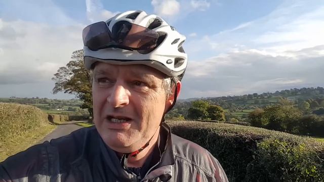 B'Twin 700 Ultralight Jacket Review | Cycling Vlog Ep8 смотреть онлайн
