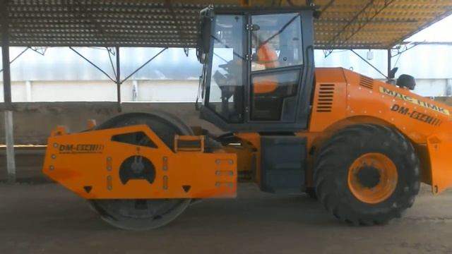 ГРУНТОВЫЕ КАТКИ 14 И 17 ТОНН DM-614 DM-617 смотреть онлайн