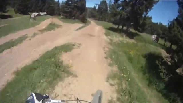 Team Dorcel @ La Molina (bike park) смотреть онлайн