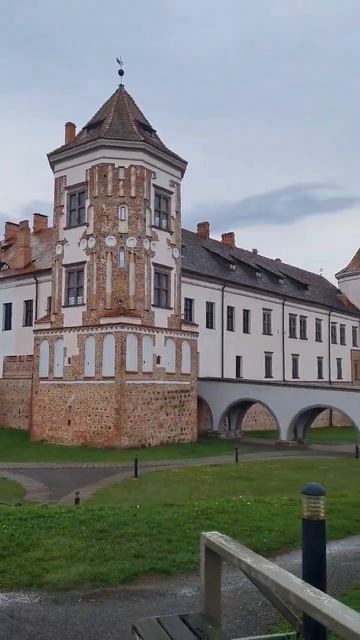 Беларусь Мирский замок Настоящий замок #беларусь #мирскийзамок #castle #belarus смотреть онлайн