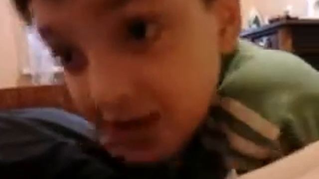 мальчик приколист смотреть онлайн