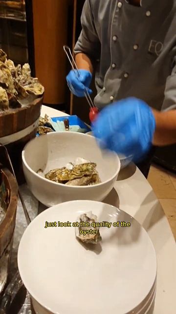 EQ Kl with Fresh Oyster Ramadan Buffet смотреть онлайн