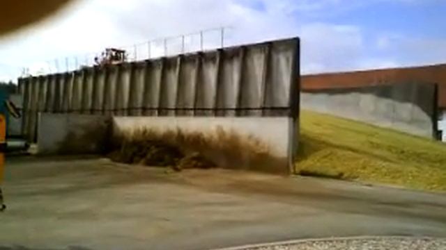 zl 50 G silážování смотреть онлайн