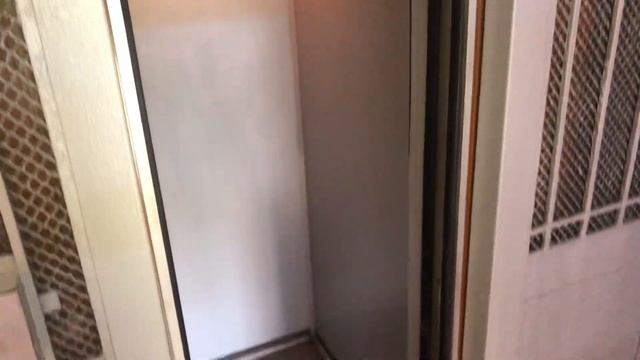 Электрический лифт (г.Москва) КМЗ 1990 г.в Q=320кг V=1м/с смотреть онлайн