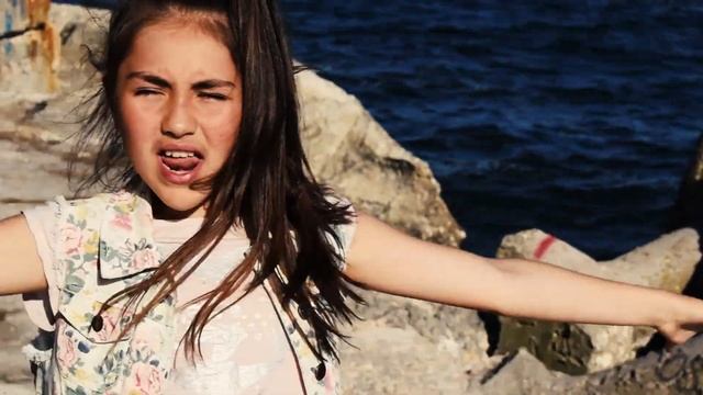 Teona Racheriu - Proud Mary Cover by Tina Turner смотреть онлайн