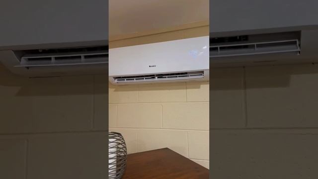 Gree 36,000 BTU 18 SEER LIVO Gen3 Wall Mount Ductless Mini Split Air Conditioner Heat Pump Review смотреть онлайн