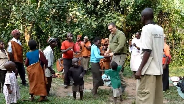 Pygmy people - Uganda 2.mp4 смотреть онлайн