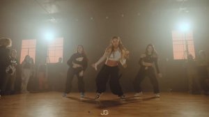 Очень секси!Танцует, стриптиз, пластика, красавица, тверк, шест, музыка, басс
