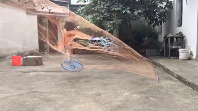 как правильно закрутить бросок кастинговой сети большого диаметра с нижним кольцом смотреть онлайн