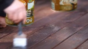 Окрашивание пола террасы защитным маслом Пинотекс Pinotex Wood&Terrace oil