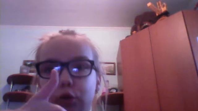 Что в моей школьной сумке? 1 часть школьного дневника! смотреть онлайн