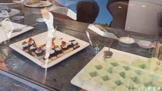 Pine Bay Holiday Resort 5* Головний ресторан, обід смотреть онлайн