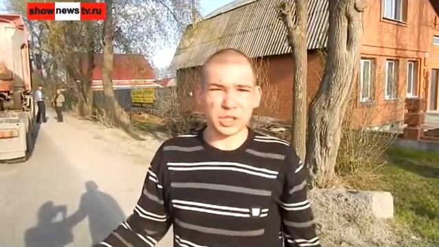 Пьяная тётя зашла под колёса тягача смотреть онлайн