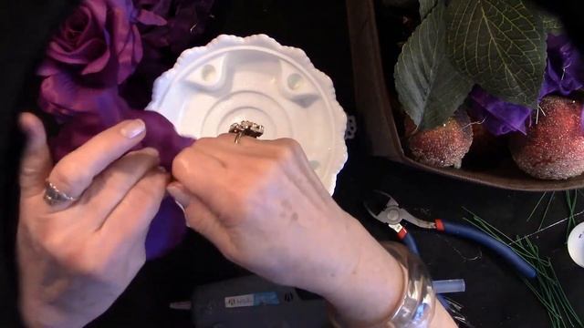 Fenton Candle Holder Makeover смотреть онлайн