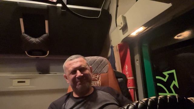 Пробки на М5, гололед в Сибири .