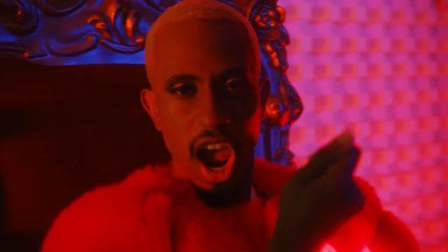 Santa Slay (Official Music Video) смотреть онлайн