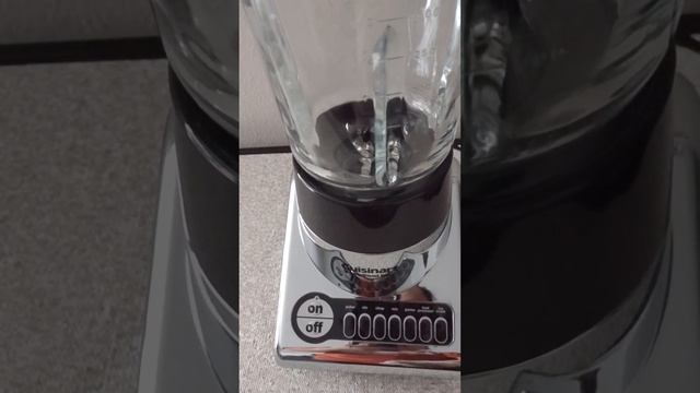 licuadora CUISINART powerBlend Duet™ смотреть онлайн