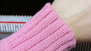 Резинка 2*2 на двухфонтурной вязальной машине. Как связать резинку?