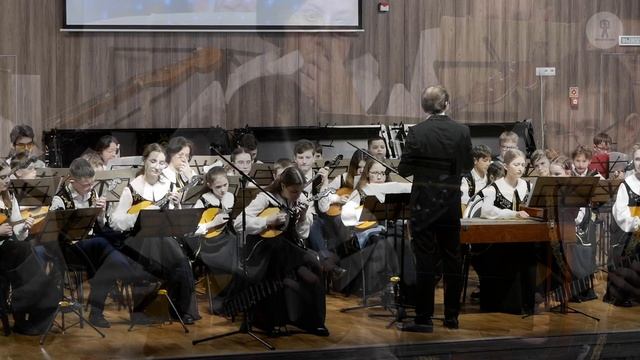 Концерт для домры с оркестром соль-минор - cолистка Елизавета Киреева смотреть онлайн