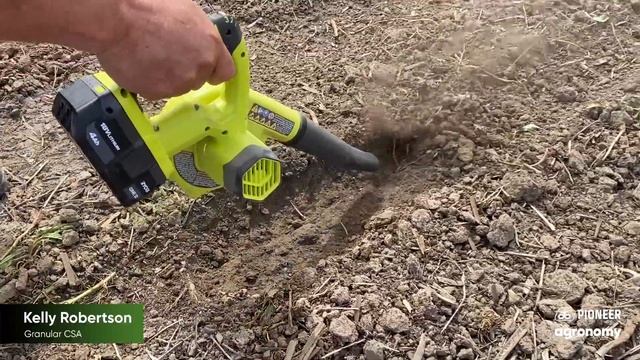 Tips for Checking Planter Depth смотреть онлайн