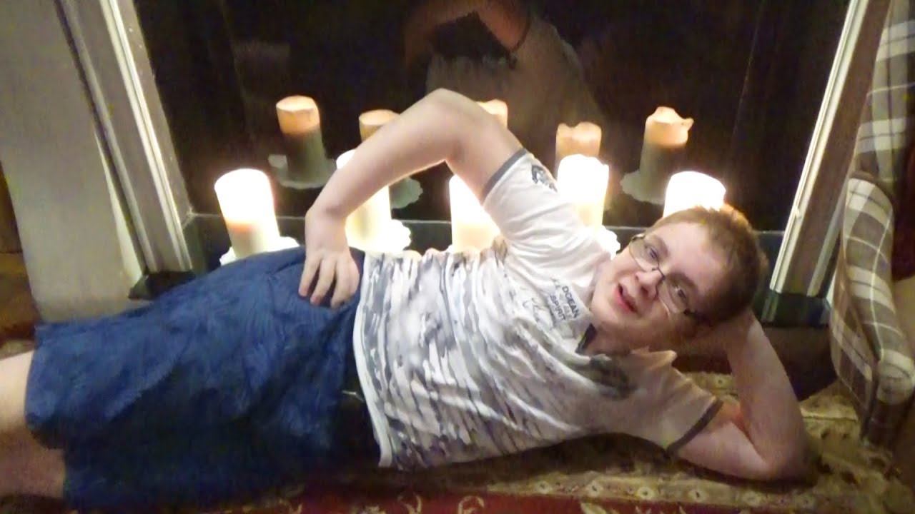 ВЛОГ Празднуем МОЙ День Рождения! Кафе БОРЩBERRY! 03.08.17 смотреть онлайн