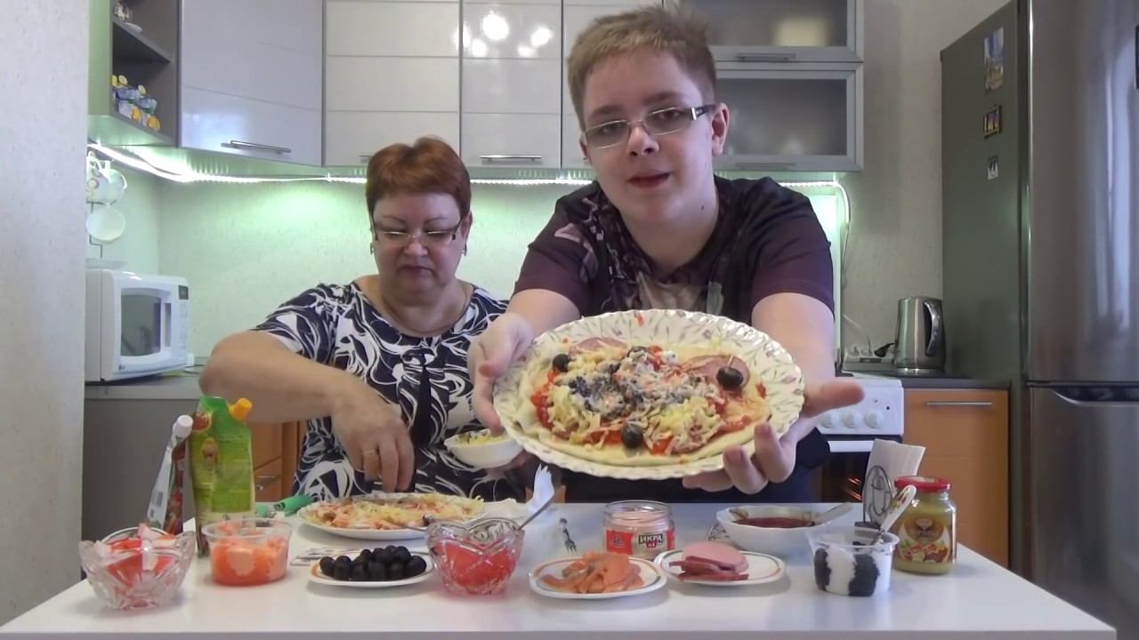 Пицца ЧЕЛЛЕНДЖ с МАМОЙ!!! От кого БЕРЕМЕННА Марьяна Ро? смотреть онлайн