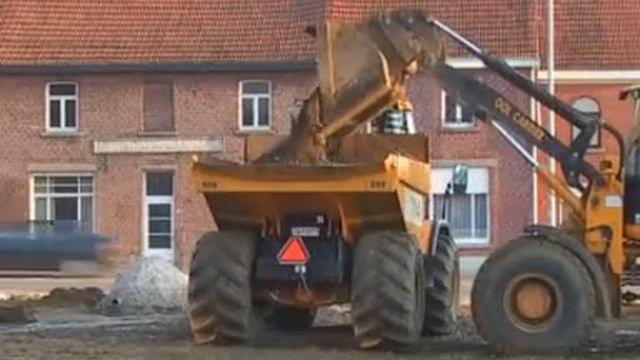 JCB смотреть онлайн