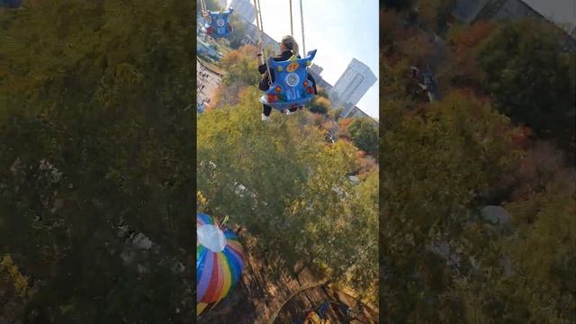 Цепочная карусель. Парк Победы. Набережные Челны. смотреть онлайн