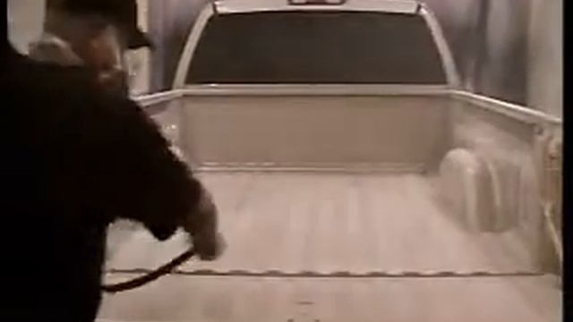 Bedliner over rail (final cleaning) step-7 смотреть онлайн