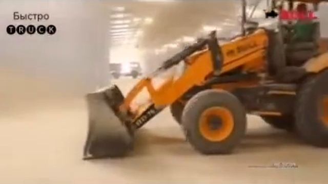 Фронтальный погрузчик BULL смотреть онлайн