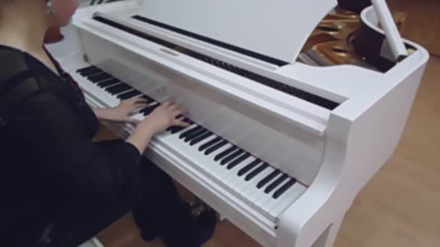 Белый рояль Seiler 168 (Германия) смотреть онлайн