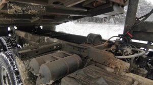 КамАЗ. Дополнительный кран для опускания кузова.