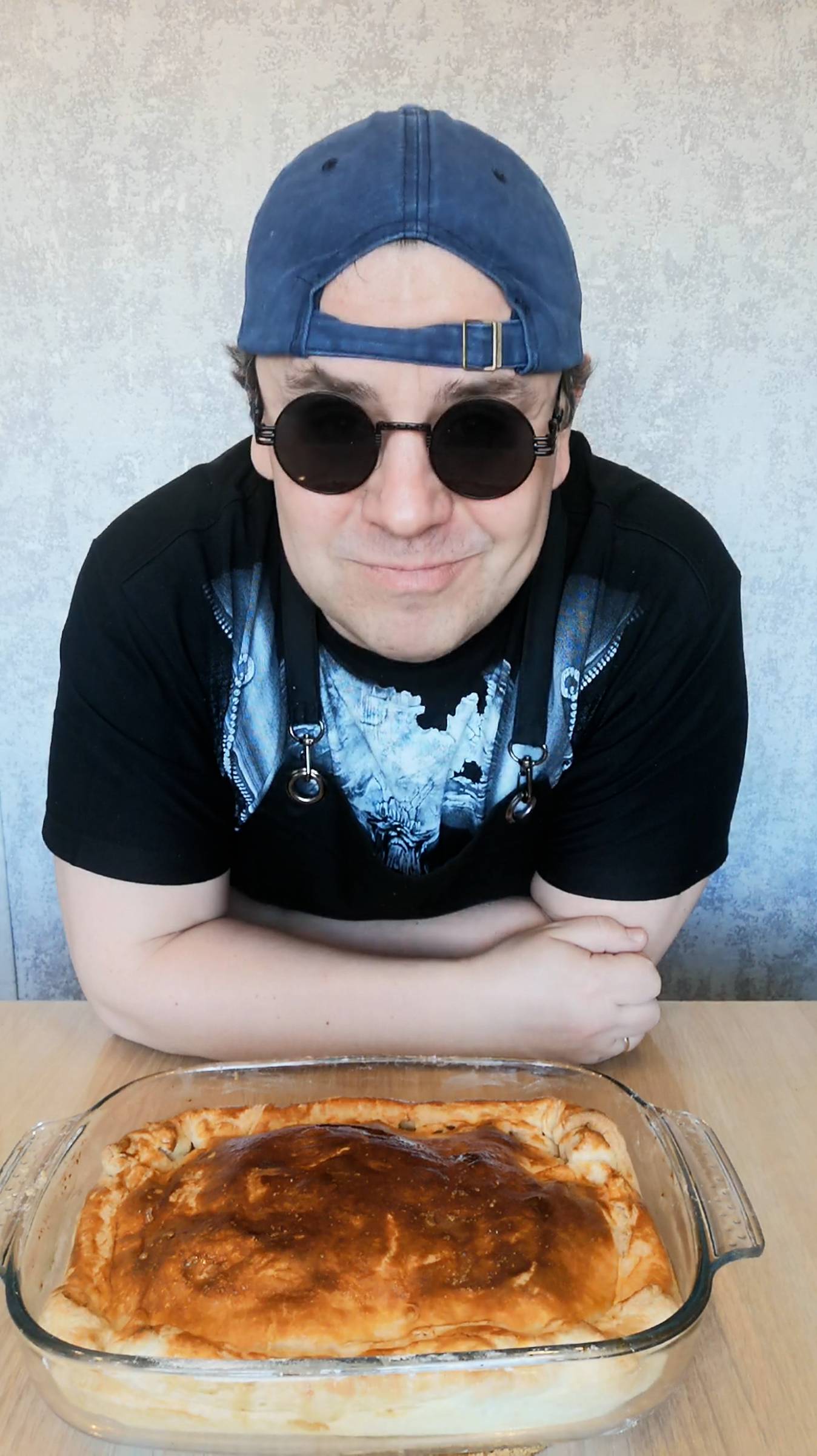 Пирог с солеными груздями.