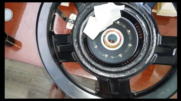 Ремонт динамика (сабвуфера 3) SONY Xplod 1000 w