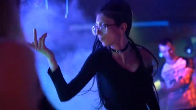 0 1 / 0 6 / 1 9 AM-BAR [mc Lapin] смотреть онлайн