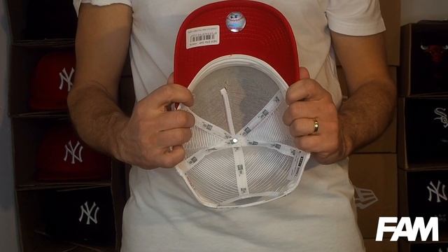 NEW ERA MLB TRUCKER DIAMOND ERA BOSTON RED SOX смотреть онлайн