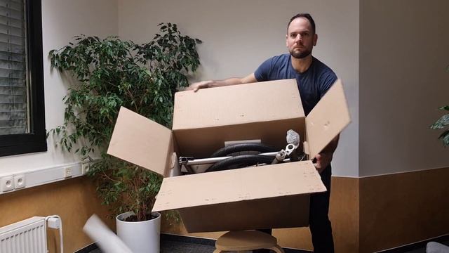 the first Helix bike in Slovakia смотреть онлайн