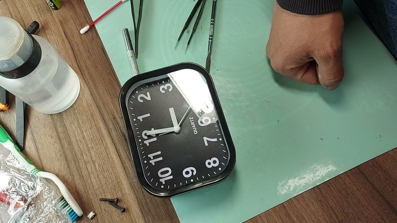 Ремонт настольных часов QUARTZ A562 (заводской брак) смотреть онлайн