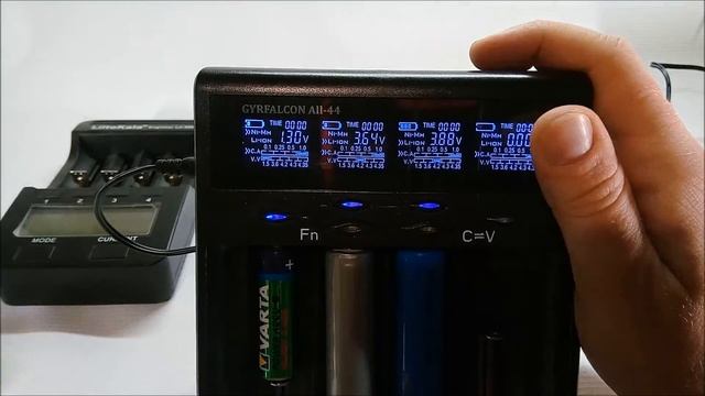 Универсальное зарядное устройство ENOVA GYRFALCONn All-44 смотреть онлайн