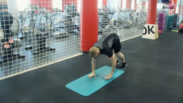 Проходка вперёд на руках смотреть онлайн