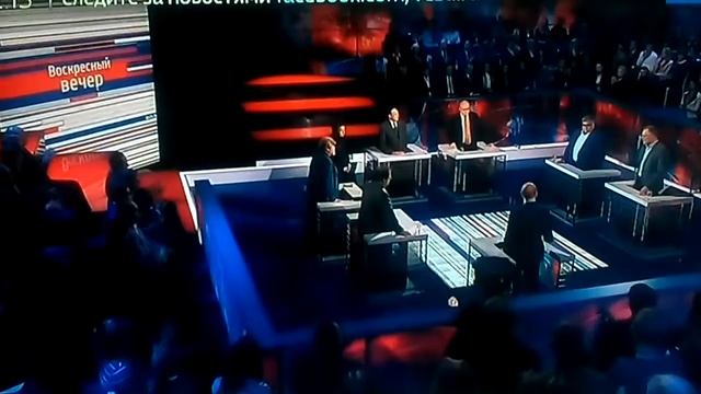 VID 20171030 022718 ВОСКРЕСНЫЙ СОЛОВЬЁВ 3 смотреть онлайн